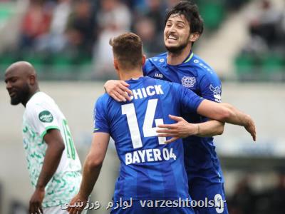 برد لورکوزن با درخشش آزمون