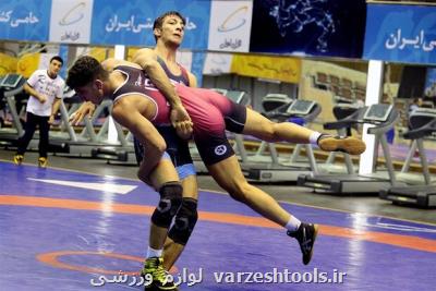 ۳۵ فرنگی کار به اردوی تیم ملی کشتی دعوت شدند