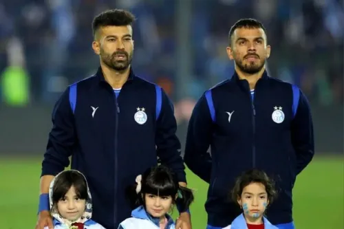 عکس کپی یک استقلالی از روی دست رضاییان!